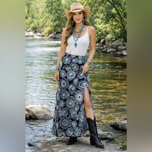 NWT Lucky and Blessed skirt, with slit and adjustable waist size and zipper S-M